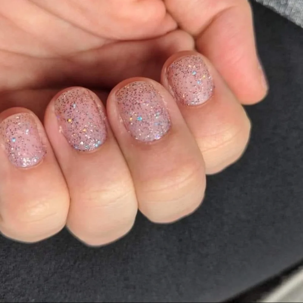 *Retired* Color Street: Tiny + Shiny (Petite) | Pink Glitter Clear Overlay - Picture 7 of 14